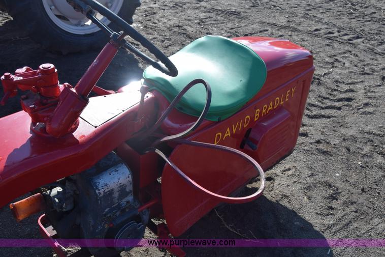 image for item J7124 David Bradley tractor