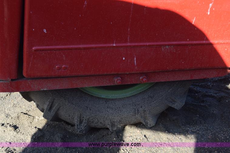 image for item J7124 David Bradley tractor