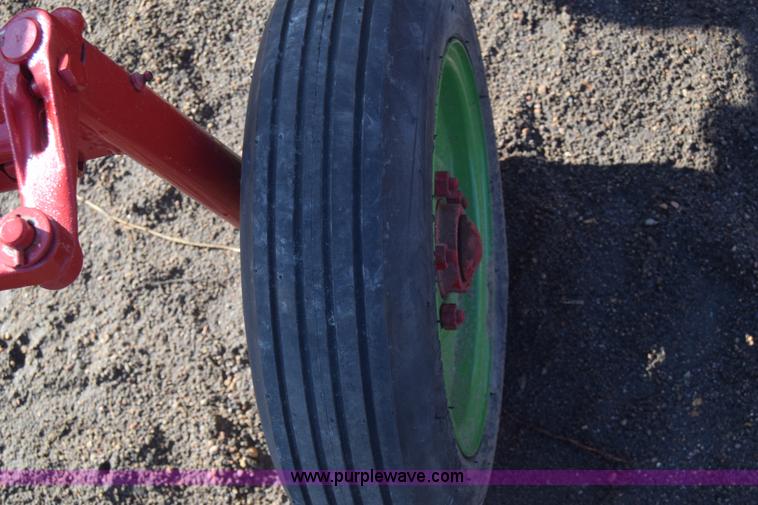 image for item J7124 David Bradley tractor