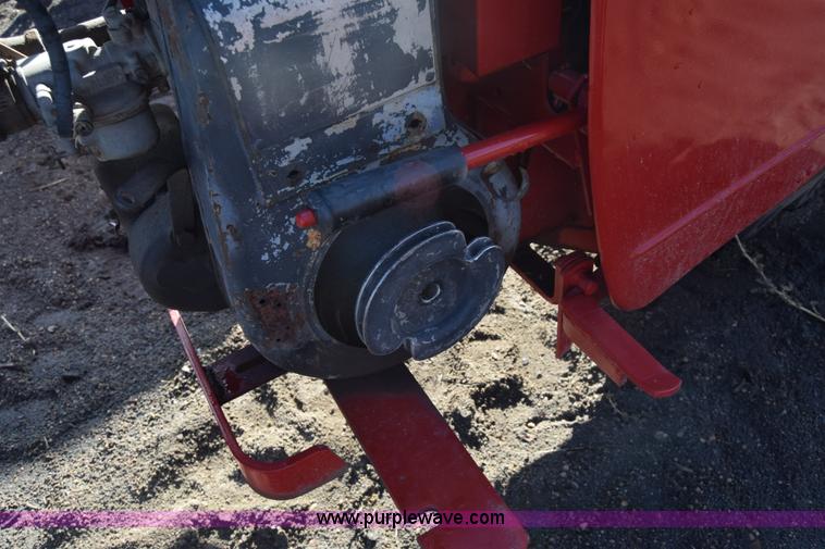 image for item J7124 David Bradley tractor