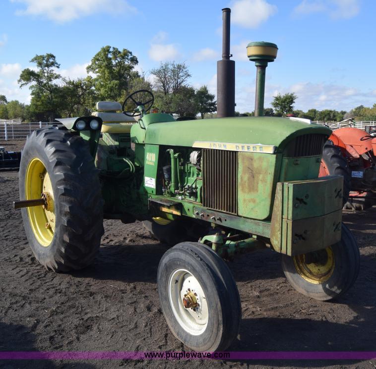 image for item J7126 John Deere 4010 tractor