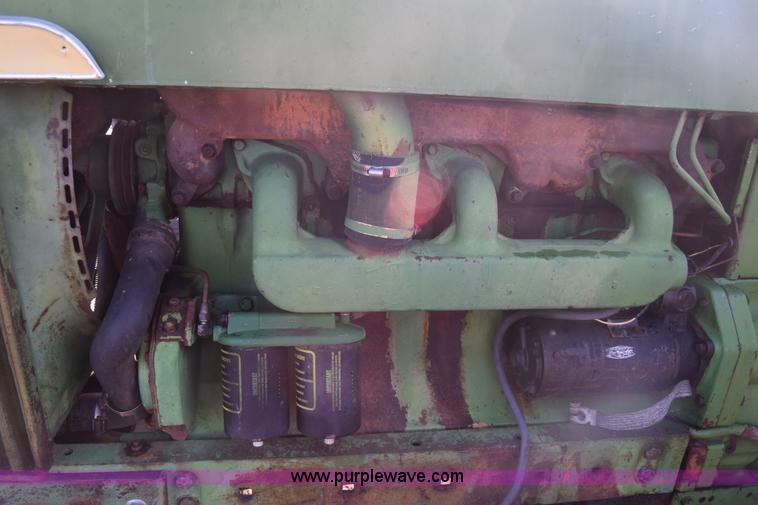 image for item J7126 John Deere 4010 tractor