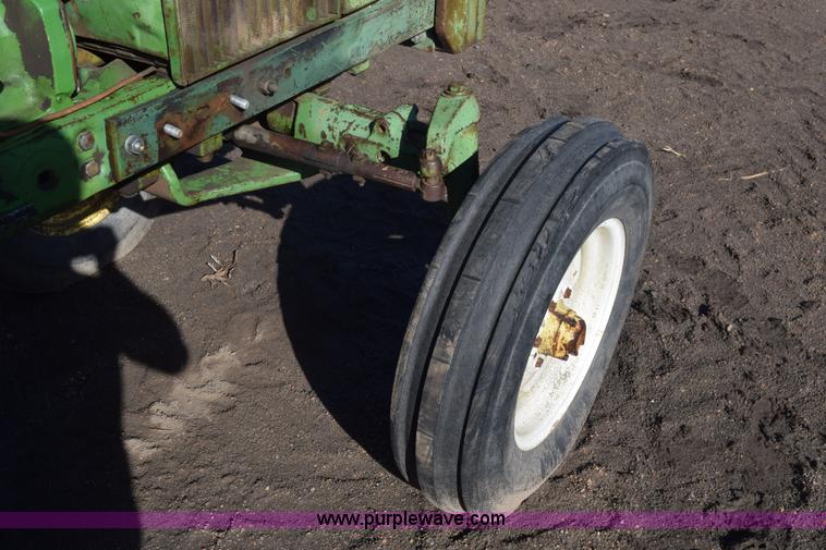 image for item J7126 John Deere 4010 tractor