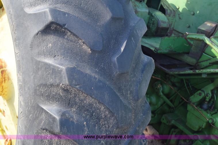 image for item J7126 John Deere 4010 tractor