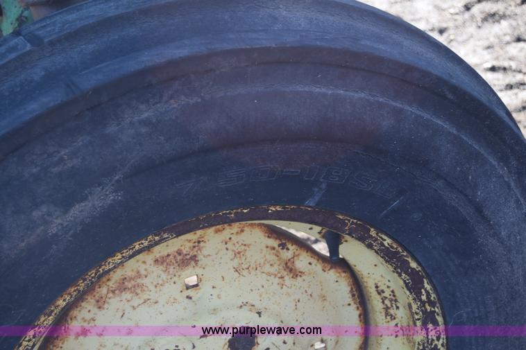 image for item J7126 John Deere 4010 tractor