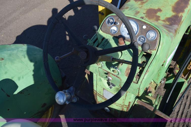 image for item J7129 John Deere 4010 tractor