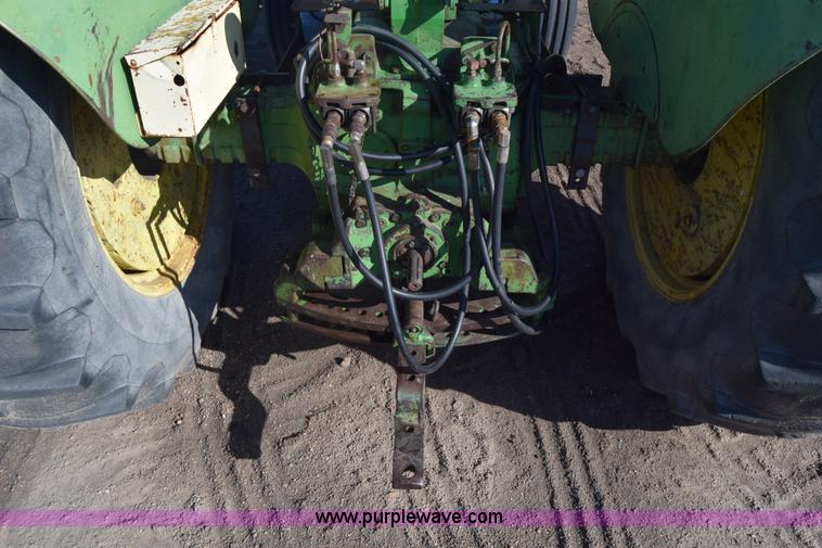 image for item J7129 John Deere 4010 tractor