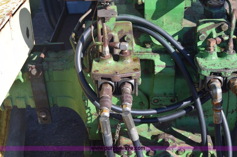 image for item J7129 John Deere 4010 tractor