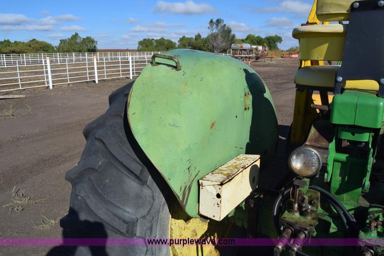 image for item J7129 John Deere 4010 tractor