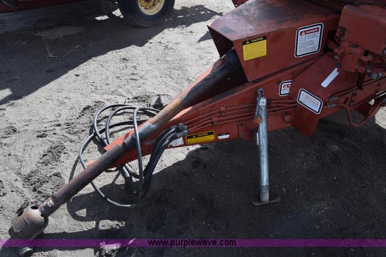 image for item J7136 Hesston BP20 tilt tub hay processor