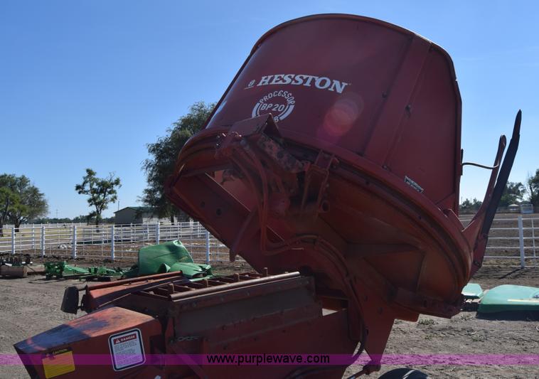 image for item J7136 Hesston BP20 tilt tub hay processor