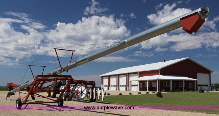 image for item K1181 Hutchinson grain auger