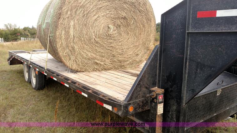 image for item K1183 2006 Load Max equipment trailer