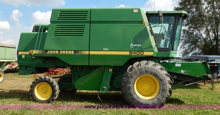 image for item K1704 1993 John Deere 9400 combine
