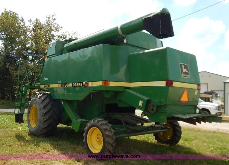 image for item K1704 1993 John Deere 9400 combine