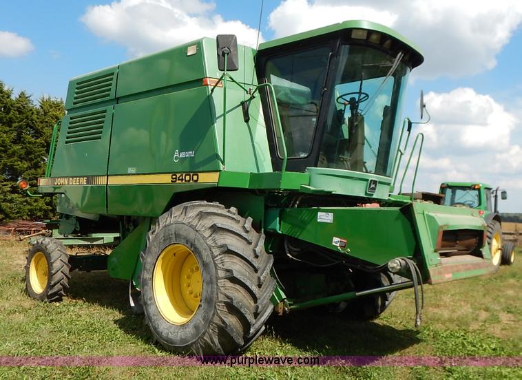 image for item K1704 1993 John Deere 9400 combine