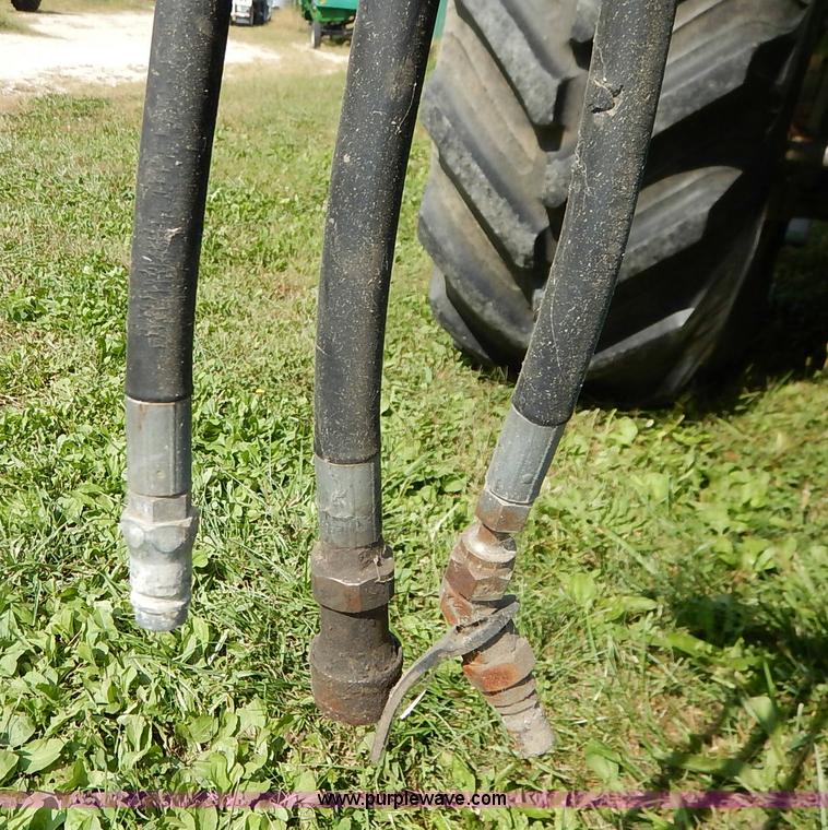 image for item K1704 1993 John Deere 9400 combine