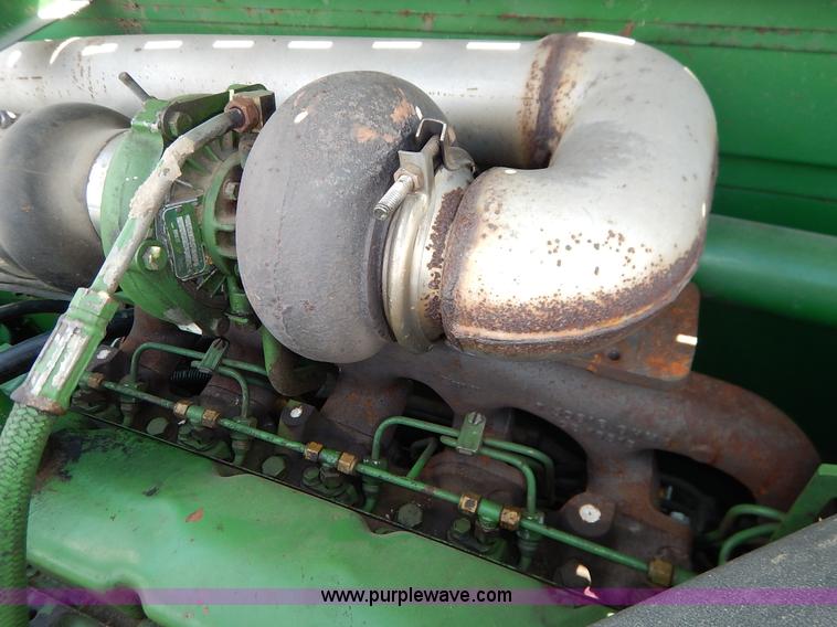 image for item K1704 1993 John Deere 9400 combine