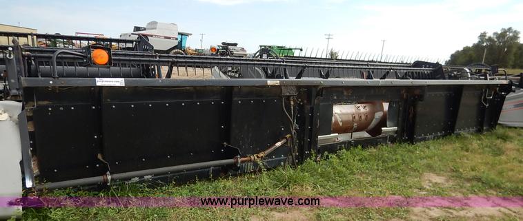 image for item K1719 2000 AGCO Gleaner 800-25F flex head