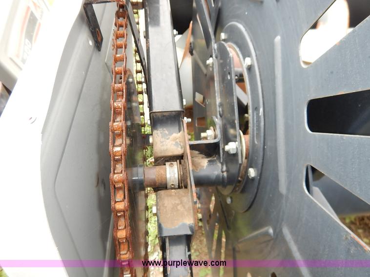 image for item K1719 2000 AGCO Gleaner 800-25F flex head