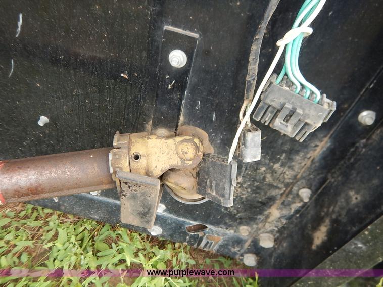 image for item K1719 2000 AGCO Gleaner 800-25F flex head