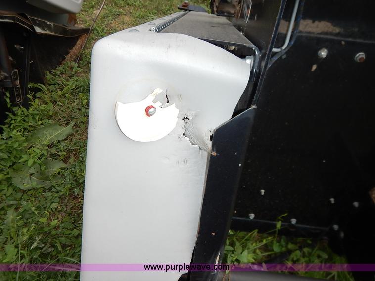 image for item K1719 2000 AGCO Gleaner 800-25F flex head