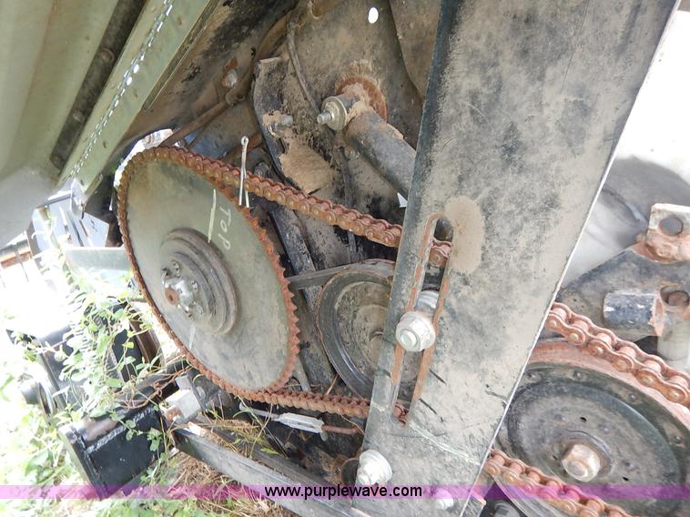 image for item K1719 2000 AGCO Gleaner 800-25F flex head