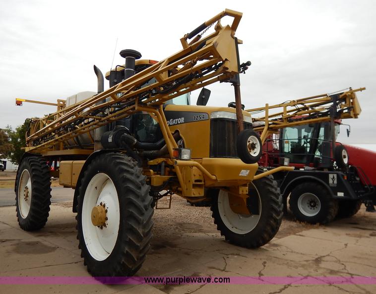 image for item K1720 2002 Ag-Chem RoGator 1254 self-propelled sprayer