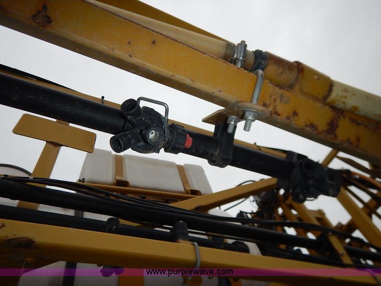 image for item K1720 2002 Ag-Chem RoGator 1254 self-propelled sprayer