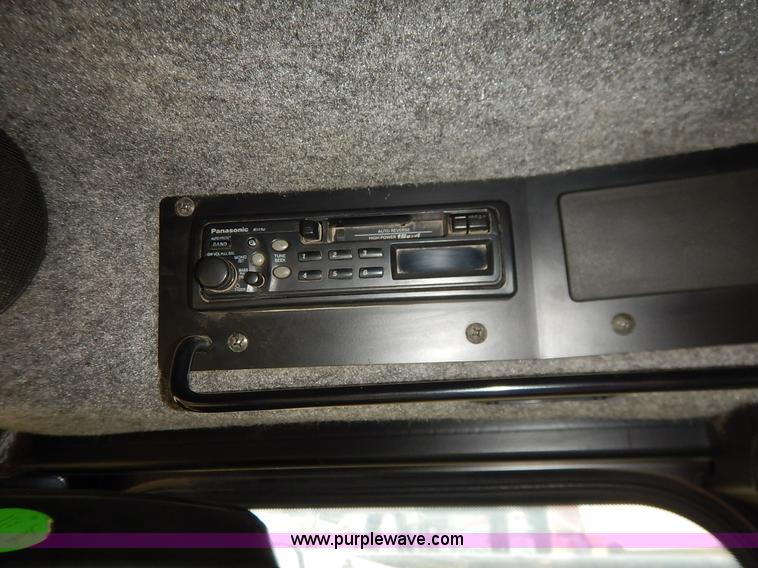 image for item K1720 2002 Ag-Chem RoGator 1254 self-propelled sprayer