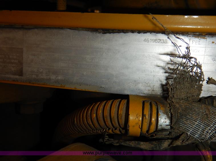 image for item K1720 2002 Ag-Chem RoGator 1254 self-propelled sprayer