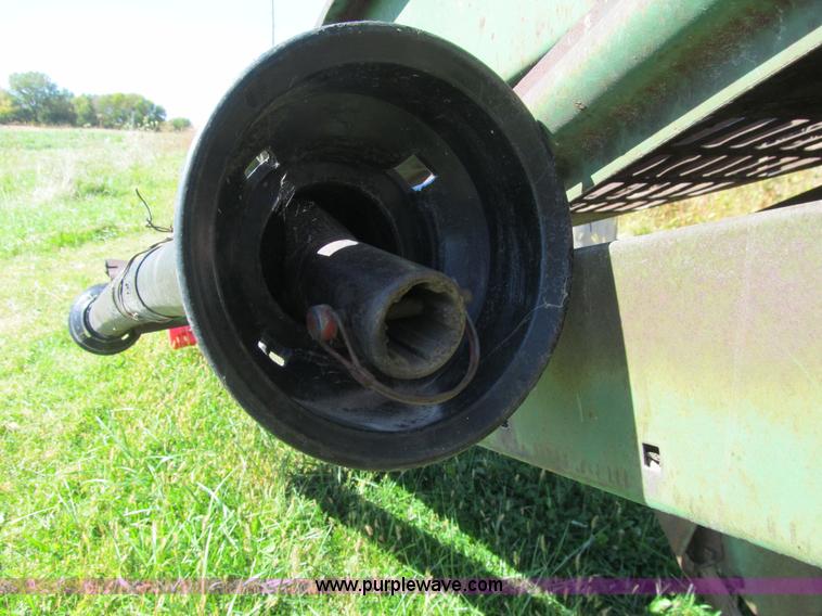 image for item K6357 John Deere grain conveyor
