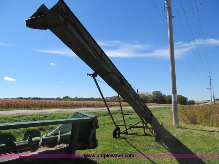 image for item K6357 John Deere grain conveyor