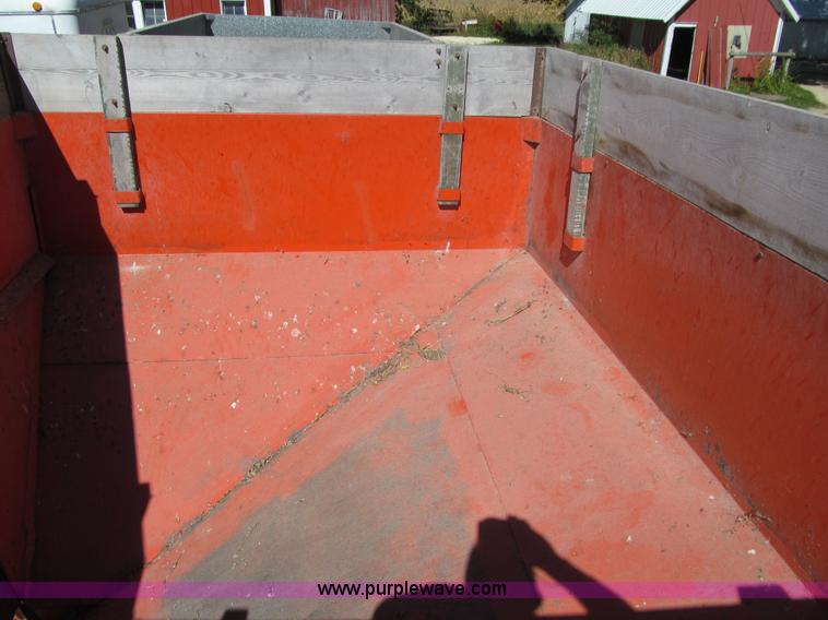 image for item K6366 Killbros 350 grain cart