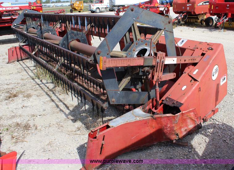 image for item L2335 International 820-175 head