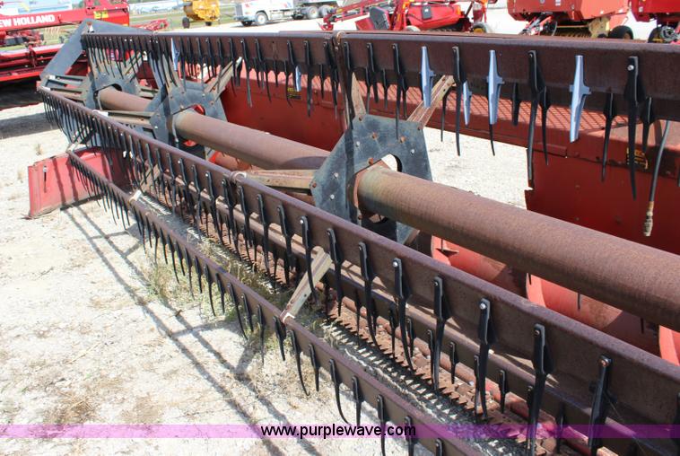 image for item L2335 International 820-175 head