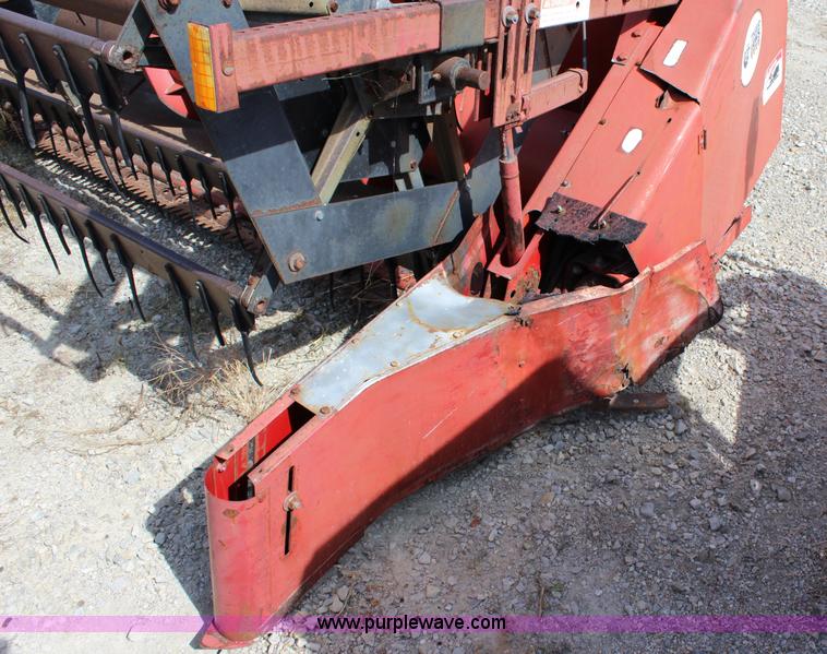 image for item L2335 International 820-175 head