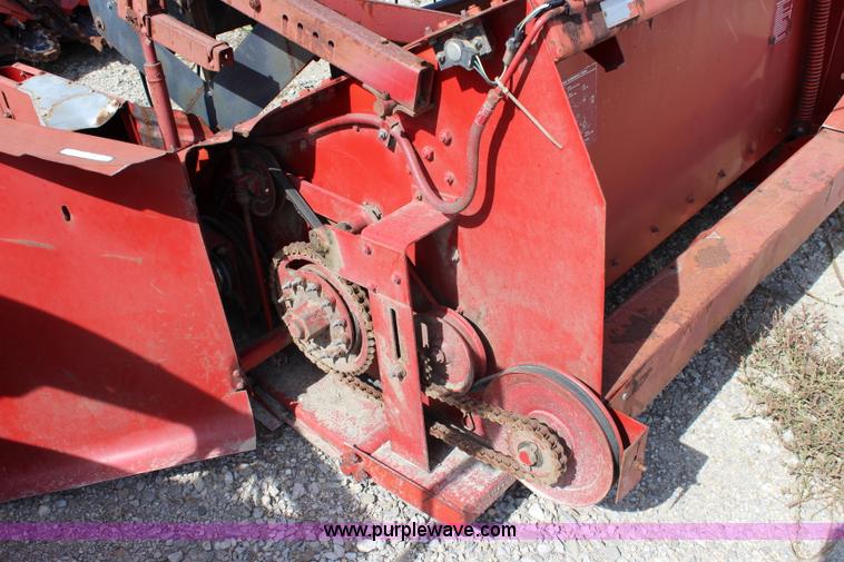 image for item L2335 International 820-175 head