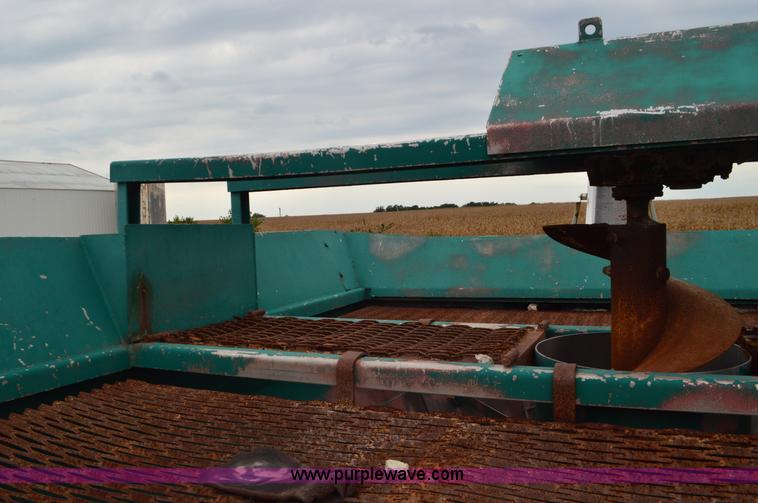 image for item L2791 Fertilizer mixer