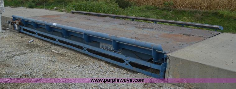 image for item L2793 Unibridge scale