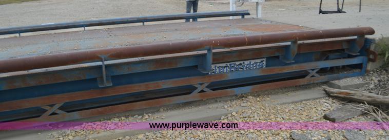 image for item L2793 Unibridge scale