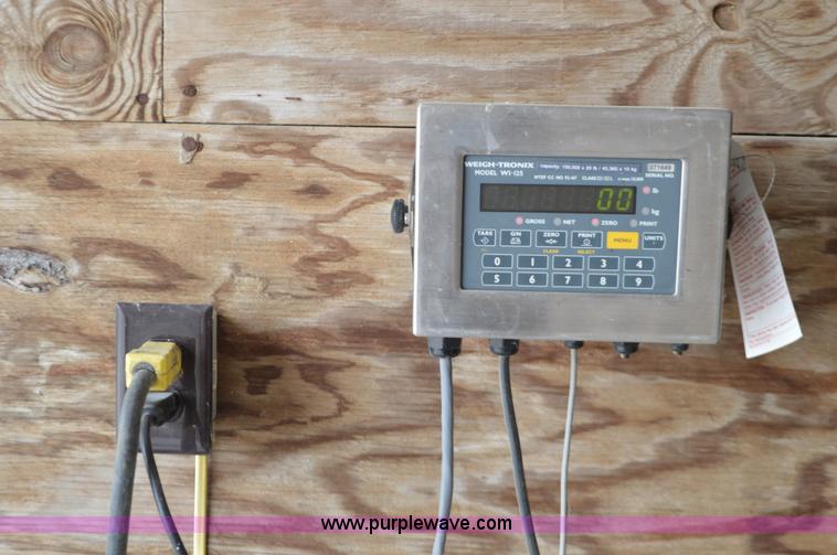 image for item L2793 Unibridge scale