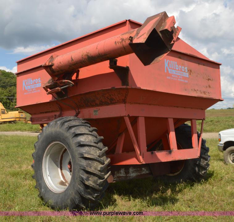 image for item L4077 Killbros 475 grain cart