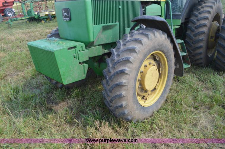 image for item L4086 1988 John Deere 4850 MFWD tractor