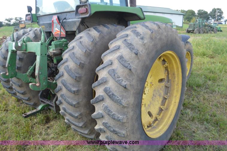 image for item L4086 1988 John Deere 4850 MFWD tractor