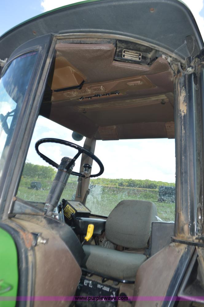 image for item L4086 1988 John Deere 4850 MFWD tractor