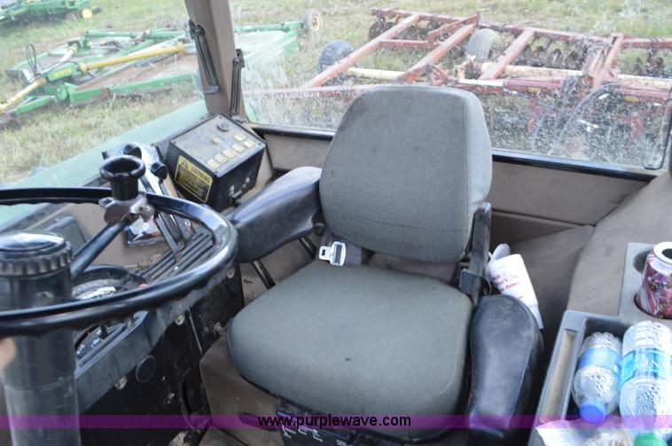 image for item L4086 1988 John Deere 4850 MFWD tractor