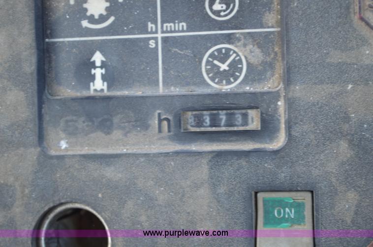 image for item L4086 1988 John Deere 4850 MFWD tractor