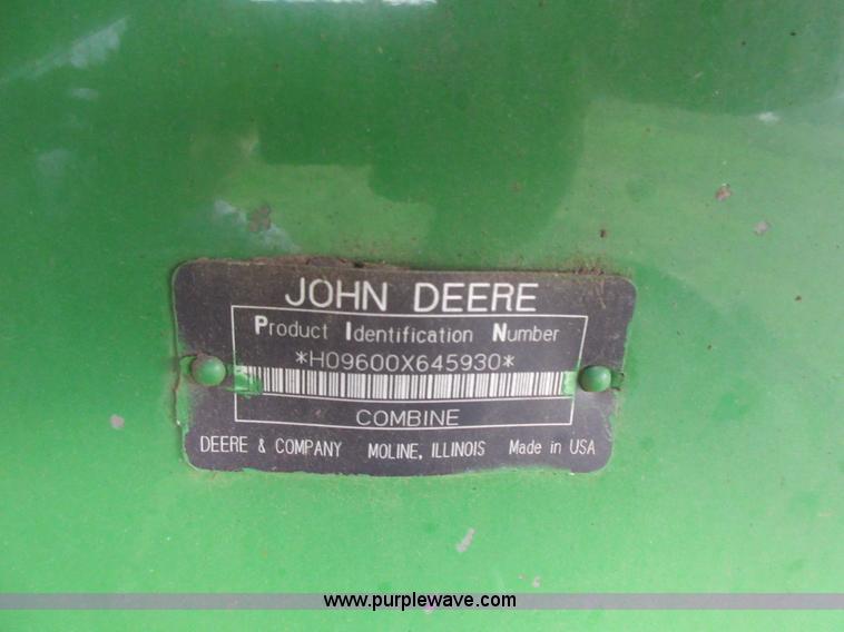 image for item L4088 1992 John Deere 9600 RWA combine