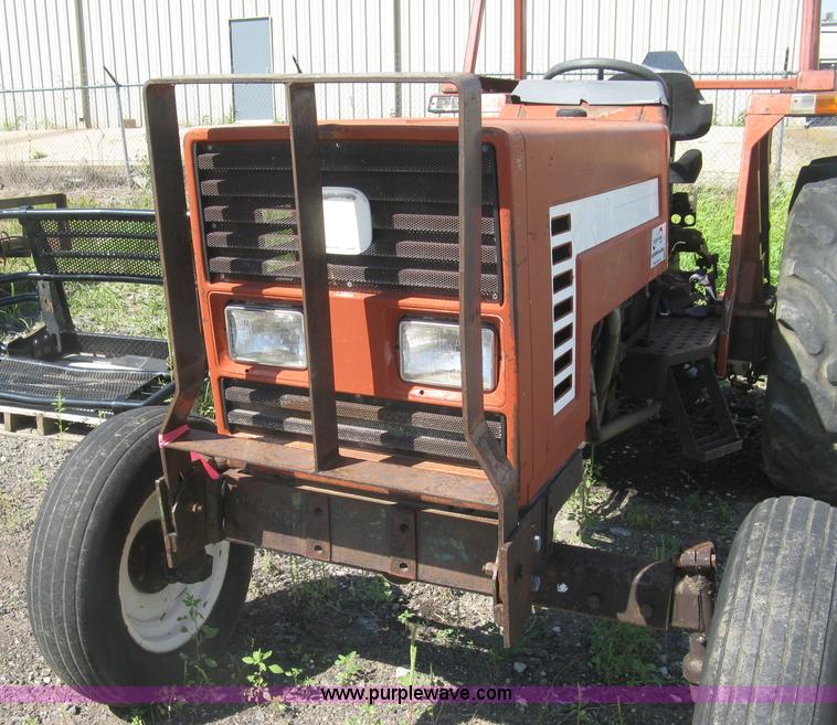 image for item L6320 Fiat Hesston 6066 tractor